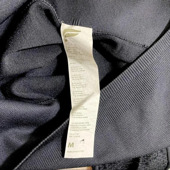 Fabletics M black leggings with mesh detail on leg - Picture 5 of 5